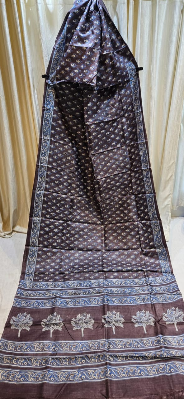Pure Gachi Tussar Silk Saree with traditional hand block print, brown color saree featuring contrast border and tree motif pallu